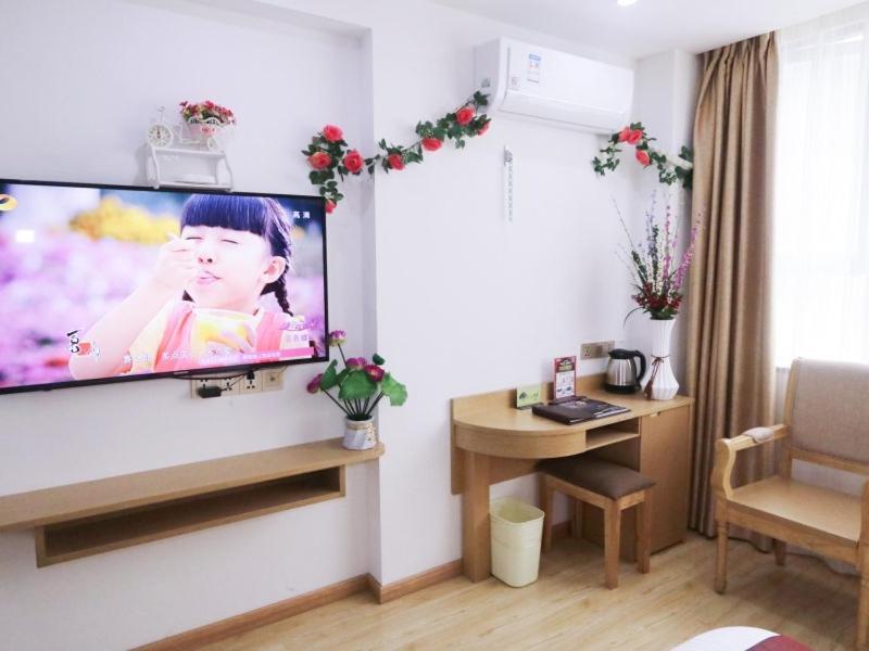 Greentree Inn Zhejiang Jiaxing West Zhongshan Road Vintage Car Building Express Hotel Exteriör bild