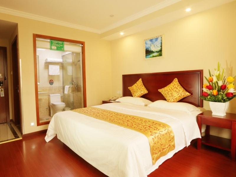 Greentree Inn Zhejiang Jiaxing West Zhongshan Road Vintage Car Building Express Hotel Exteriör bild