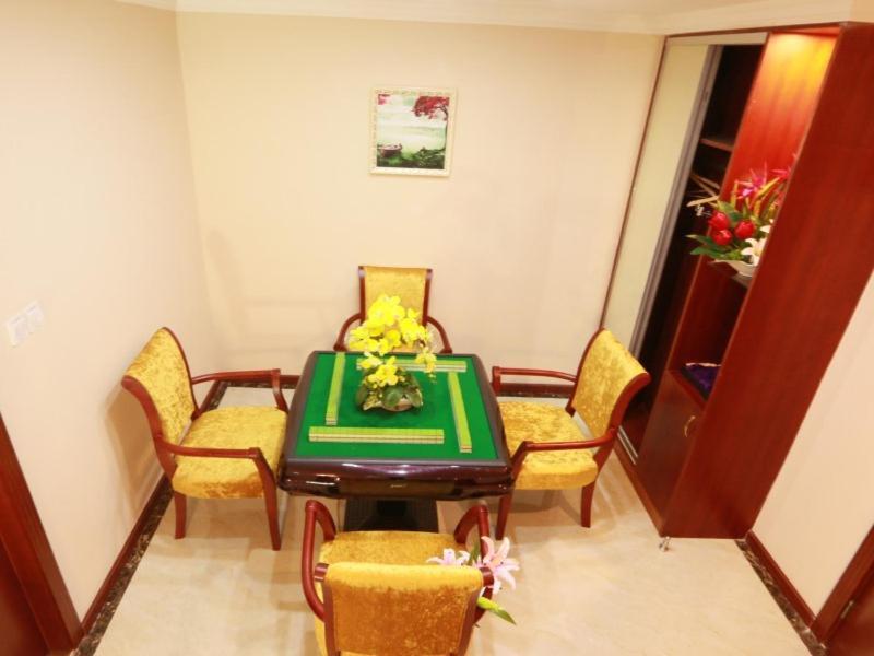 Greentree Inn Zhejiang Jiaxing West Zhongshan Road Vintage Car Building Express Hotel Exteriör bild
