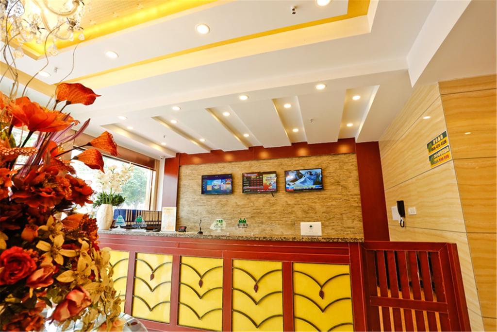 Greentree Inn Zhejiang Jiaxing West Zhongshan Road Vintage Car Building Express Hotel Exteriör bild