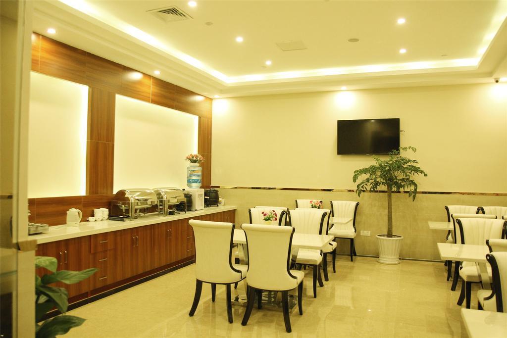 Greentree Inn Zhejiang Jiaxing West Zhongshan Road Vintage Car Building Express Hotel Exteriör bild